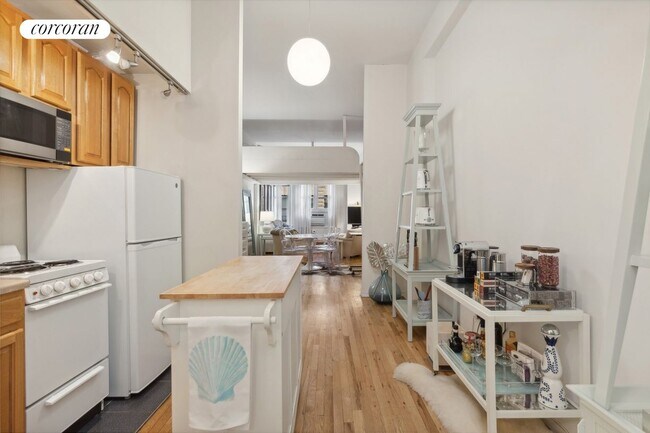 Foto del edificio - 23 Waverly Pl