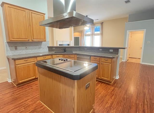Foto del edificio - 4720 Lawrence Ln