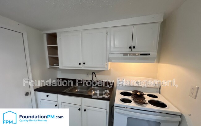 Foto del edificio - 877 N Bingham St