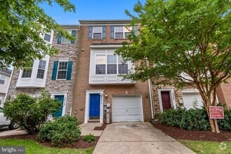 Building Photo - 3311 Castle Ridge Cir