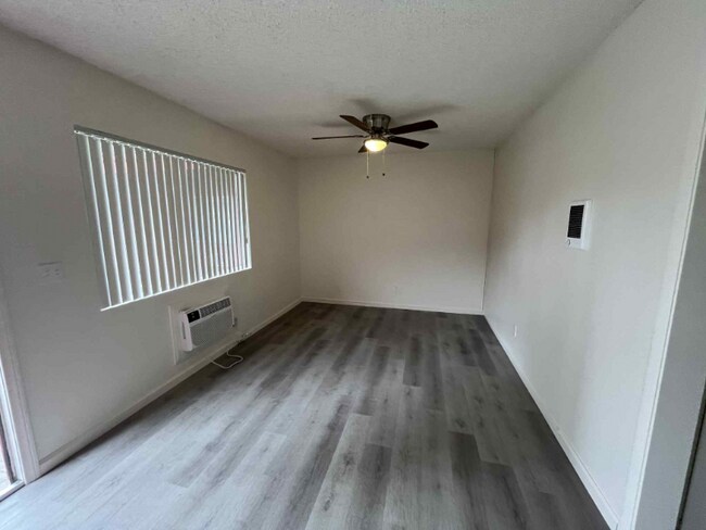 Foto del edificio - 840-840 S Orange Ave