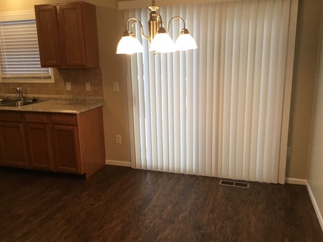 Building Photo - 8543 Old Field Birch Drive