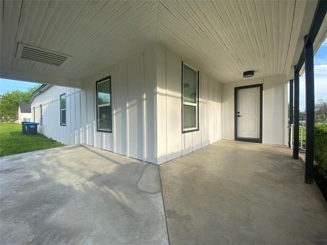 Building Photo - 3644 Travis Ave