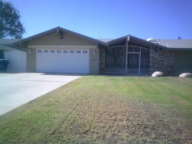 Foto del edificio - 6400 Cochran Dr