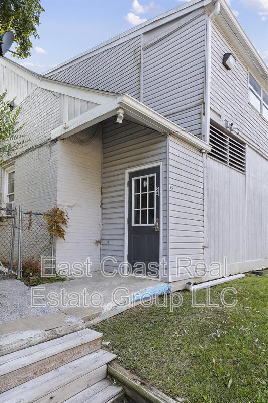 Foto del edificio - 13628 Pennsylvania Ave