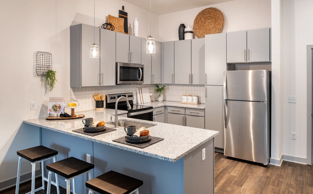 Primary Photo - The Banks