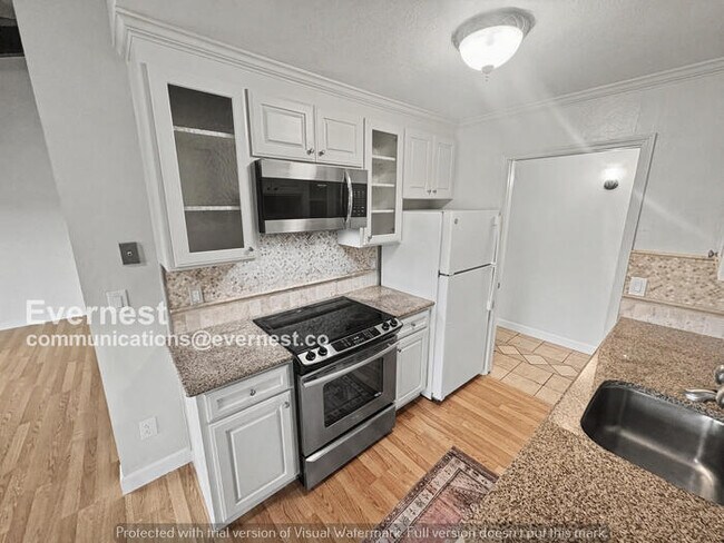 Foto del edificio - 255 S Rengstorff Ave