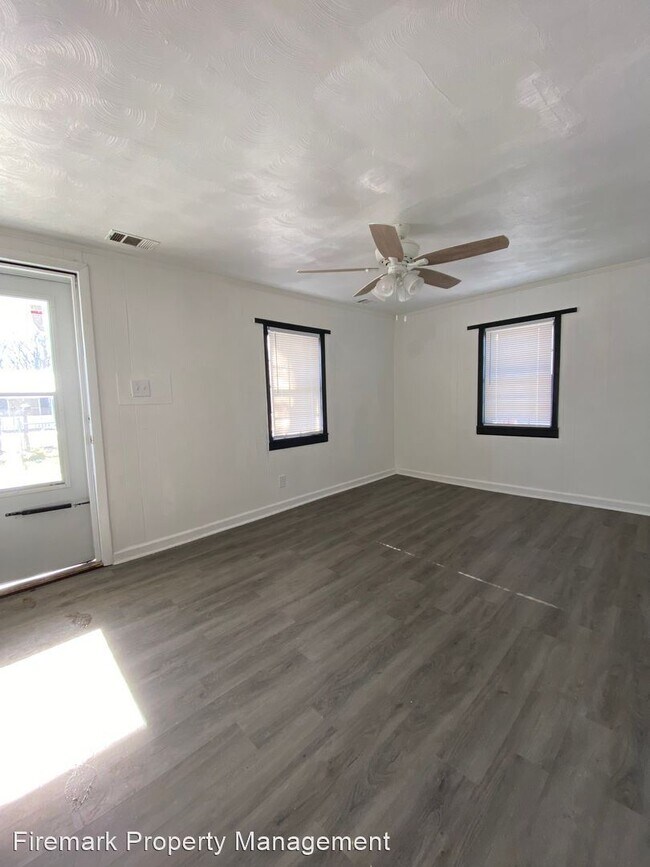 Building Photo - 2 br, 1 bath House - 409 E. 17th Street