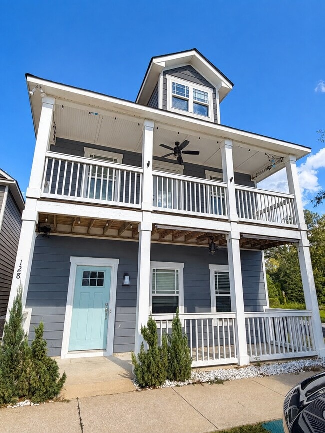Building Photo - 128 Ave of The Orchards