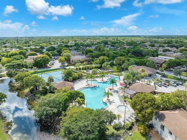 Foto del edificio - 6455 SW 116th Pl