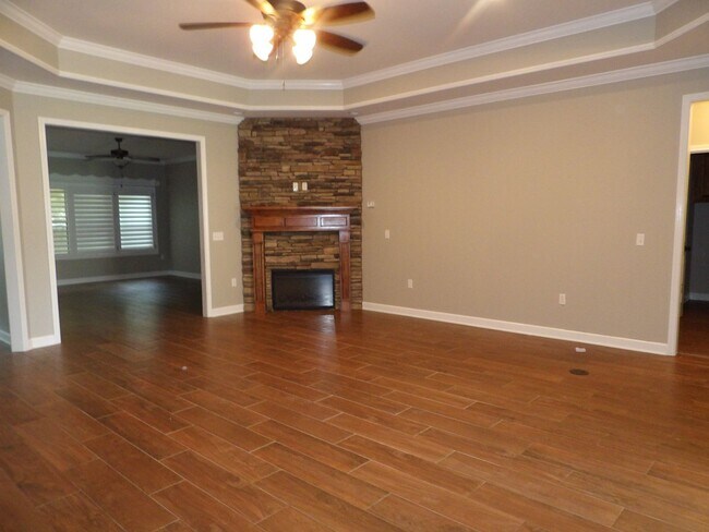 Foto del edificio - Oak Ridge Forest, Enterprise, AL
