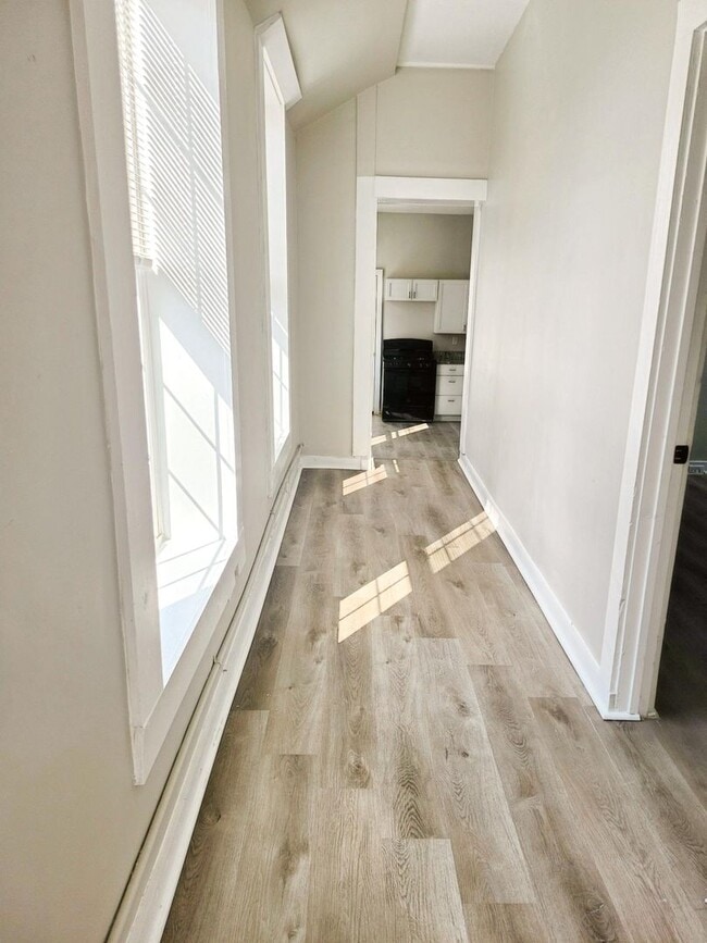 Foto del edificio - Central Ave