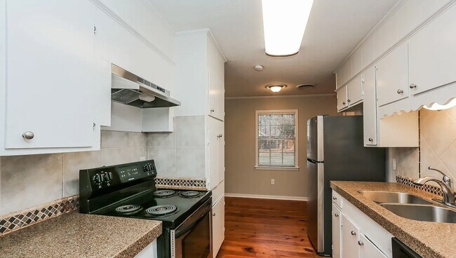 Foto del edificio - 116 Meadowdale Dr