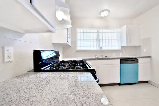 Foto del edificio - 4326 Tareyton Ln