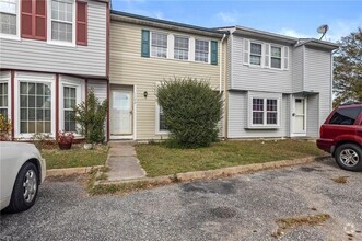 Building Photo - 1102 Netherland Ct