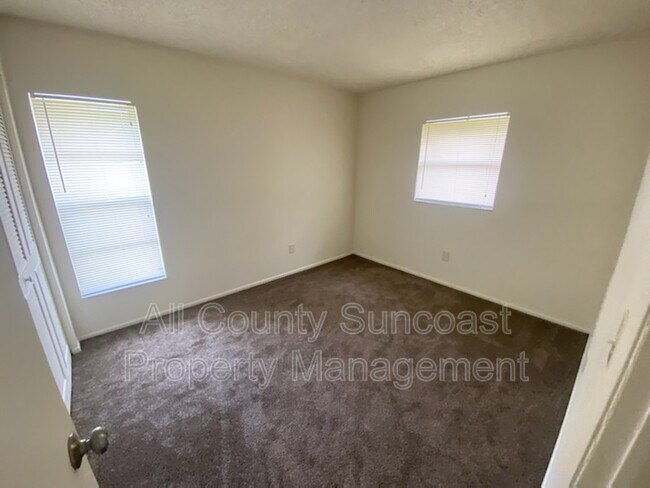 Foto del edificio - 7601 35th St N