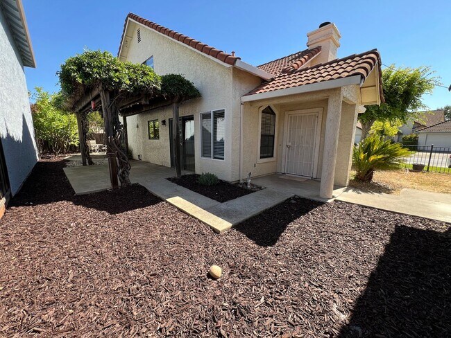 Foto del edificio - 3BD/2BA Home w/ Bonus Room - Available Now!