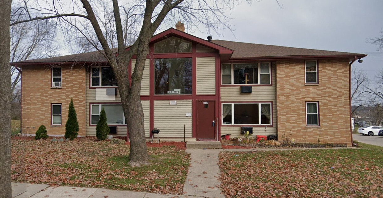 Primary Photo - Carling Dr Apartment Homes