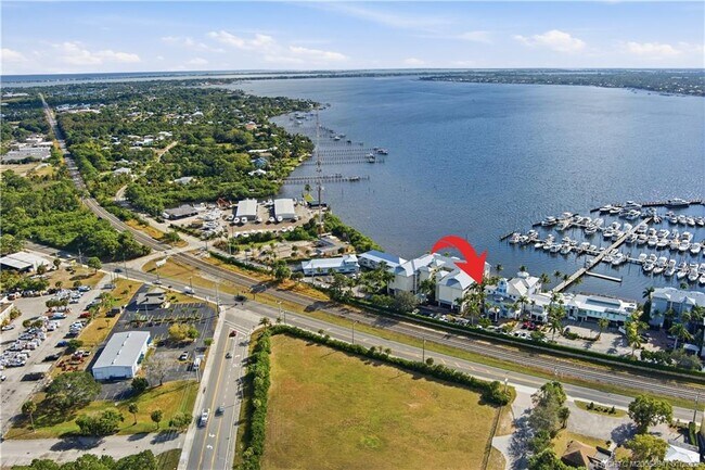 Foto del edificio - 975 NW Flagler Ave