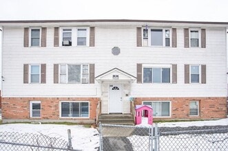 Building Photo - 340 Appleton St