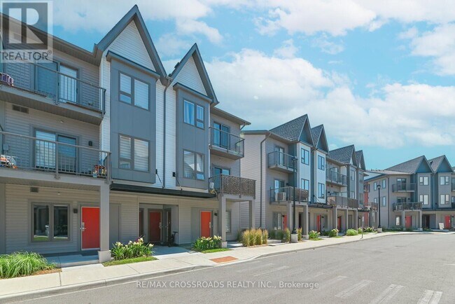 Building Photo - 2635-2635 William Jackson Dr