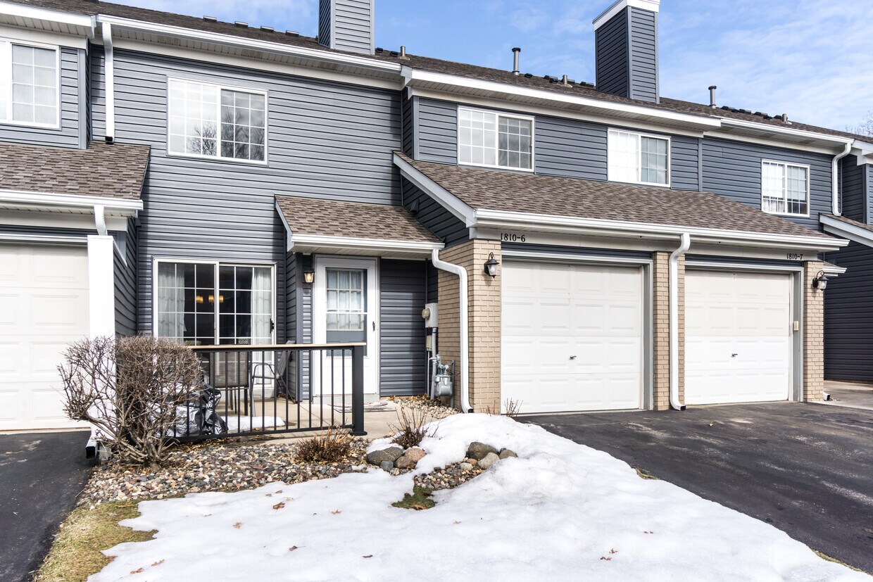 Foto principal - 1810 Donegal Dr