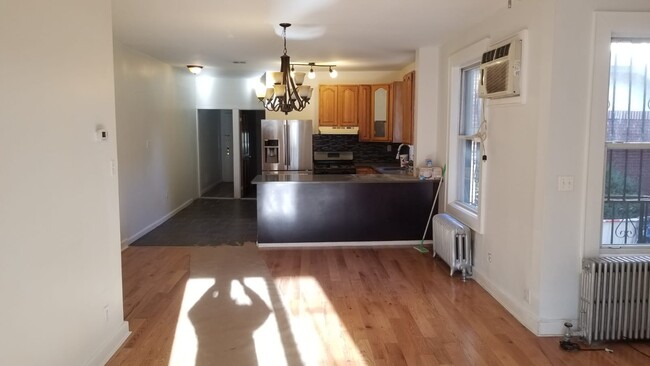 living room / kitchen - 1383 E 14th St