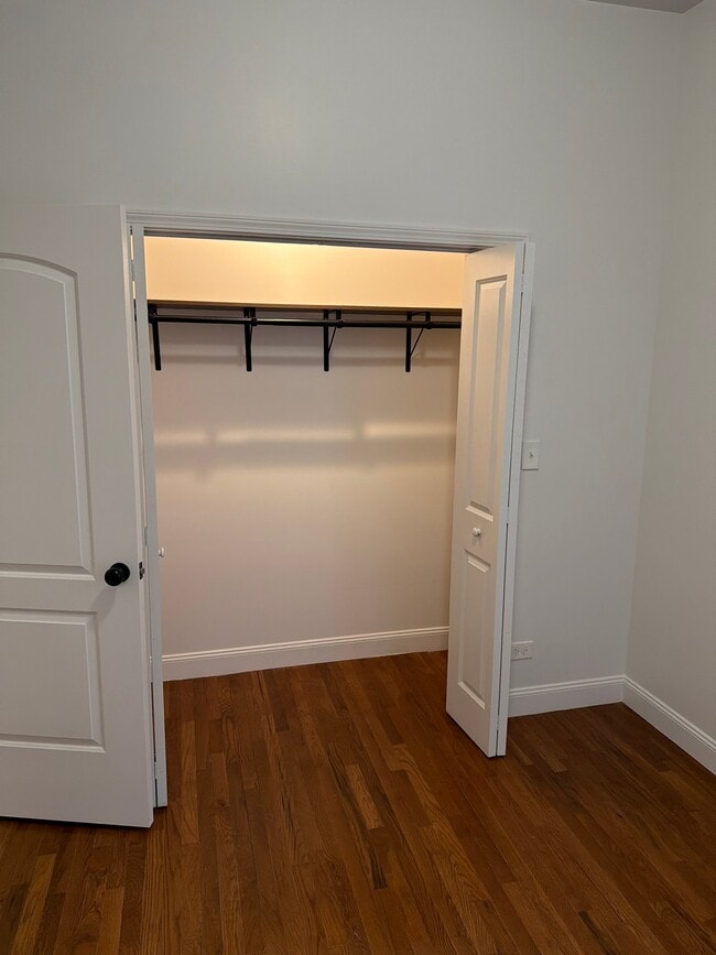 Photo - 1529 E 72nd St Apartment