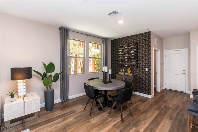 Foto del edificio - 11557 Alpine Cove Ave