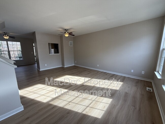 Foto del edificio - 4249 Normandy Ct