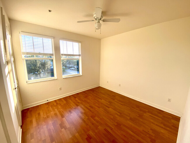Building Photo - 500 Pacific Grove Dr