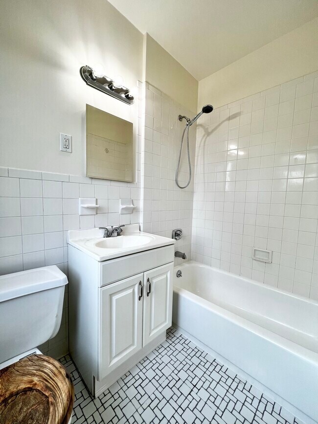 Foto del edificio - 69 Harney Rd