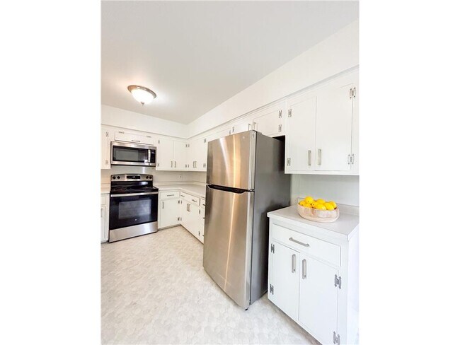 Foto del edificio - 6308 Vernon Ave S
