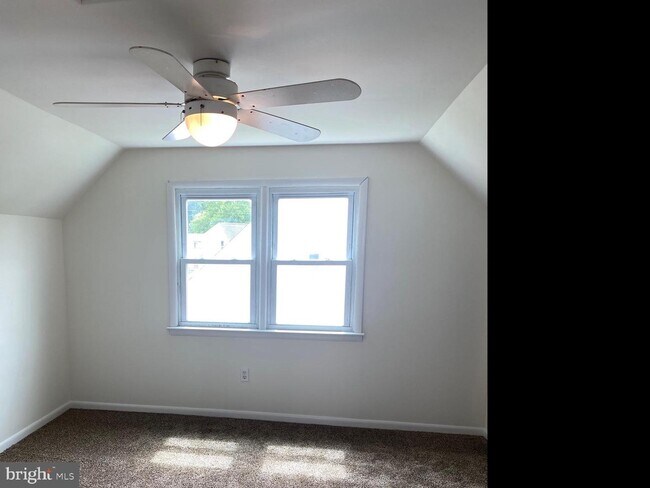 Foto del edificio - 1722 Kirkland Rd