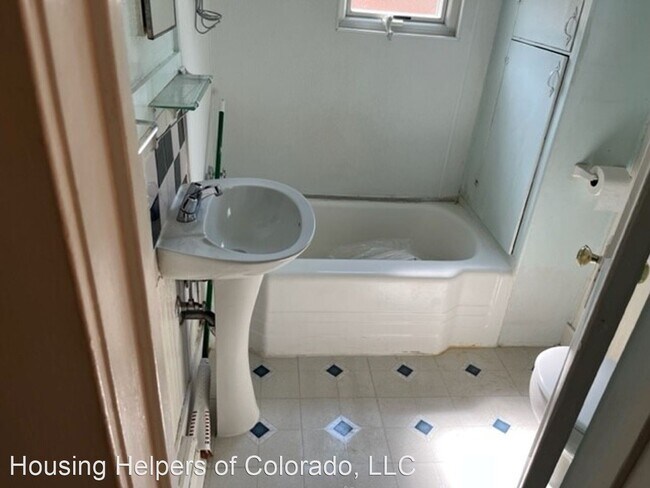 Building Photo - 2 br, 1 bath House - 638 Pleasant Street B...