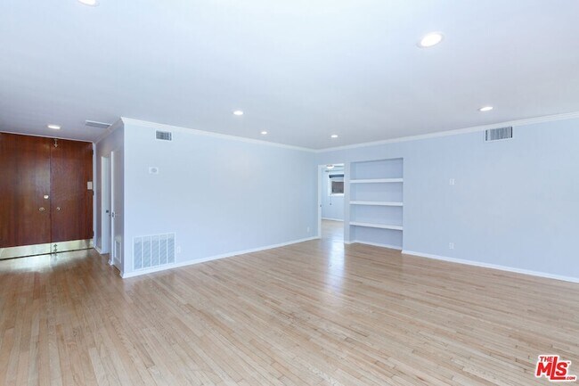 Foto del edificio - 1539 Laurel Ave