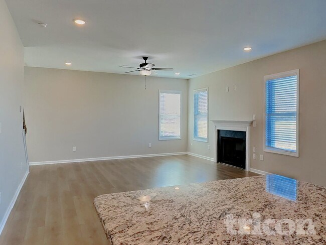 Foto del edificio - 97 Sawyer Ml Dr