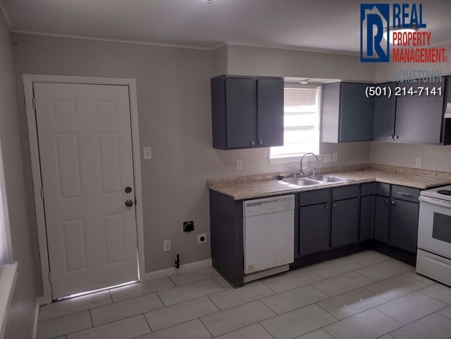 Foto del edificio - 5301 Southboro Ct