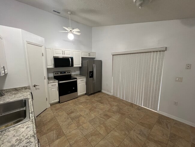 Foto del edificio - 12833 Parkbury Dr