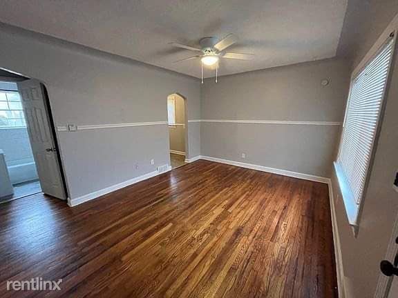 Building Photo - 2 br, 1 bath House - 3525 Poplar Ave