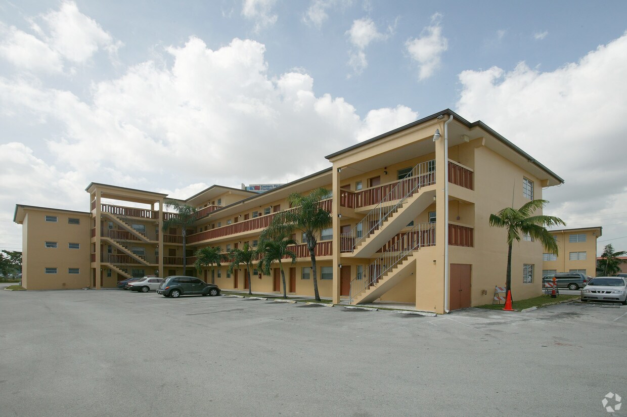 Continental Springs Apartaments - Continental Springs Apartments