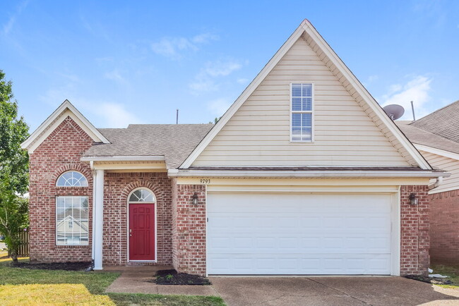 Building Photo - 9793 Dogwood Ct E