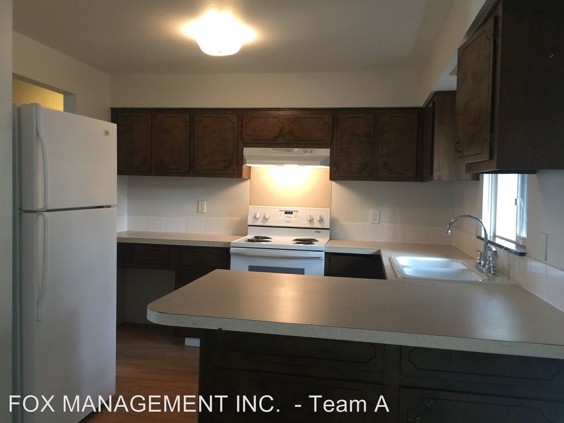 Foto principal - 1125-1133 NE 162nd Ave