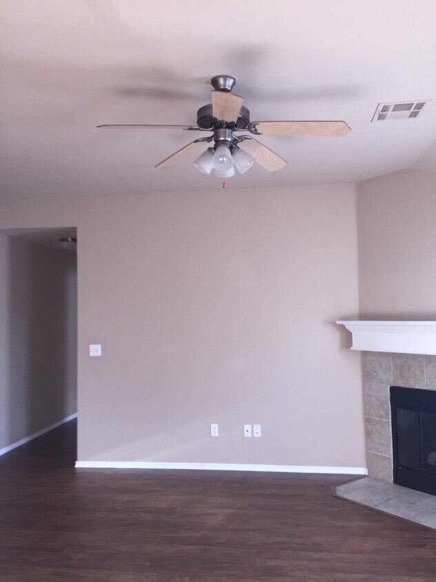 Foto principal - 4516-18 SE 77th St