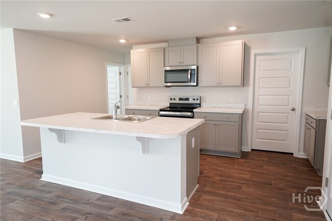 Building Photo - 133 Painted Lady Lp