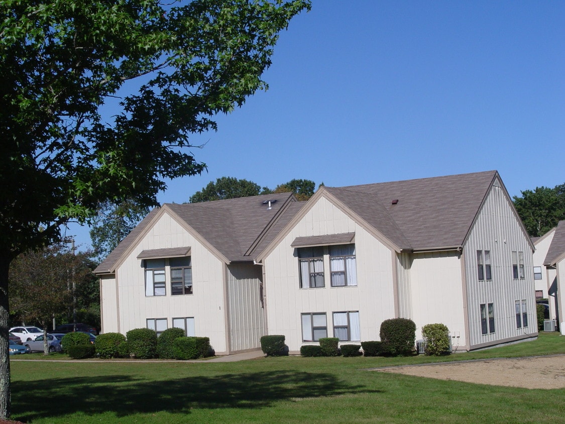 1 Penner Pl Unit 1, Mansfield, CT 06268 Apartment for Rent in