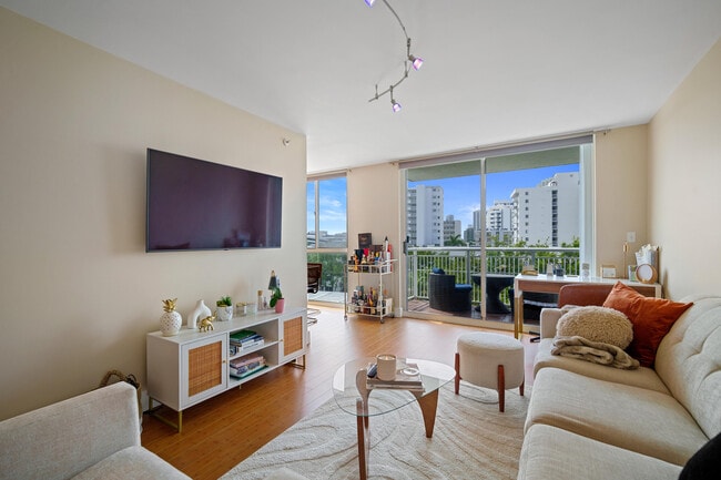 Building Photo - 1688 West Ave