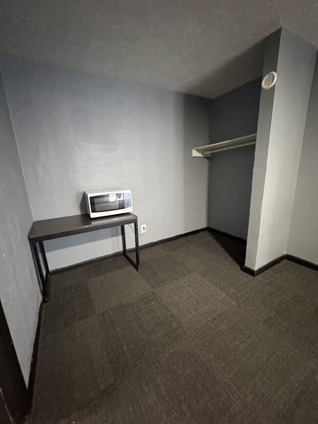 Photo - 711 Pasadena Fwy Apartment