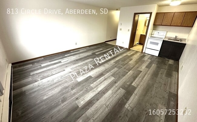 Foto del edificio - 307 11th Ave NW