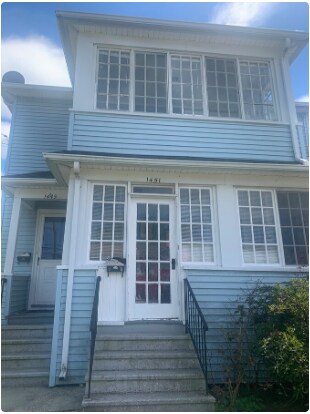 Building Photo - 1449 Boulevard